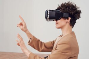 Augmented und Virtual Reality: Revolutionäre Anwendungen in der medizinischen Ausbildung und Behandlung